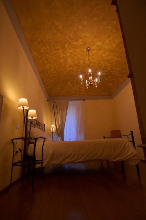 Locanda Guelfo Tredozio Habitación foto